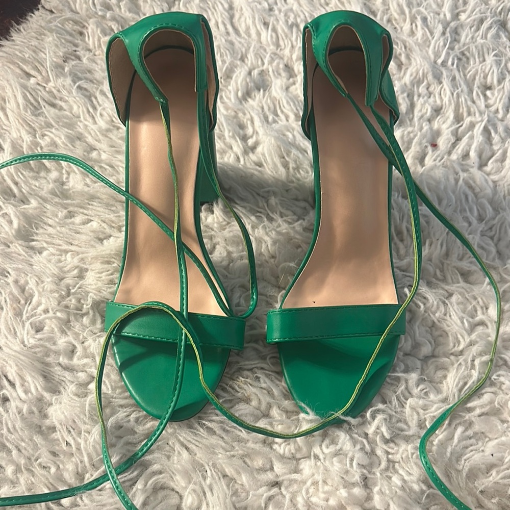 Elegant Green Women's Heels